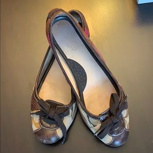 Coach pattern ballet shoes